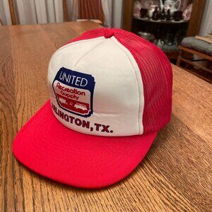 Vintage United Recreation Supply Arlington, Texas Red/White Snapback Trucker Hat